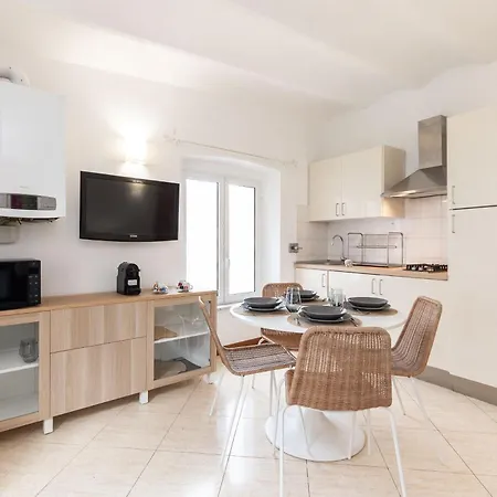 Centro - 250m Stazione Ferroviaria Apartment *